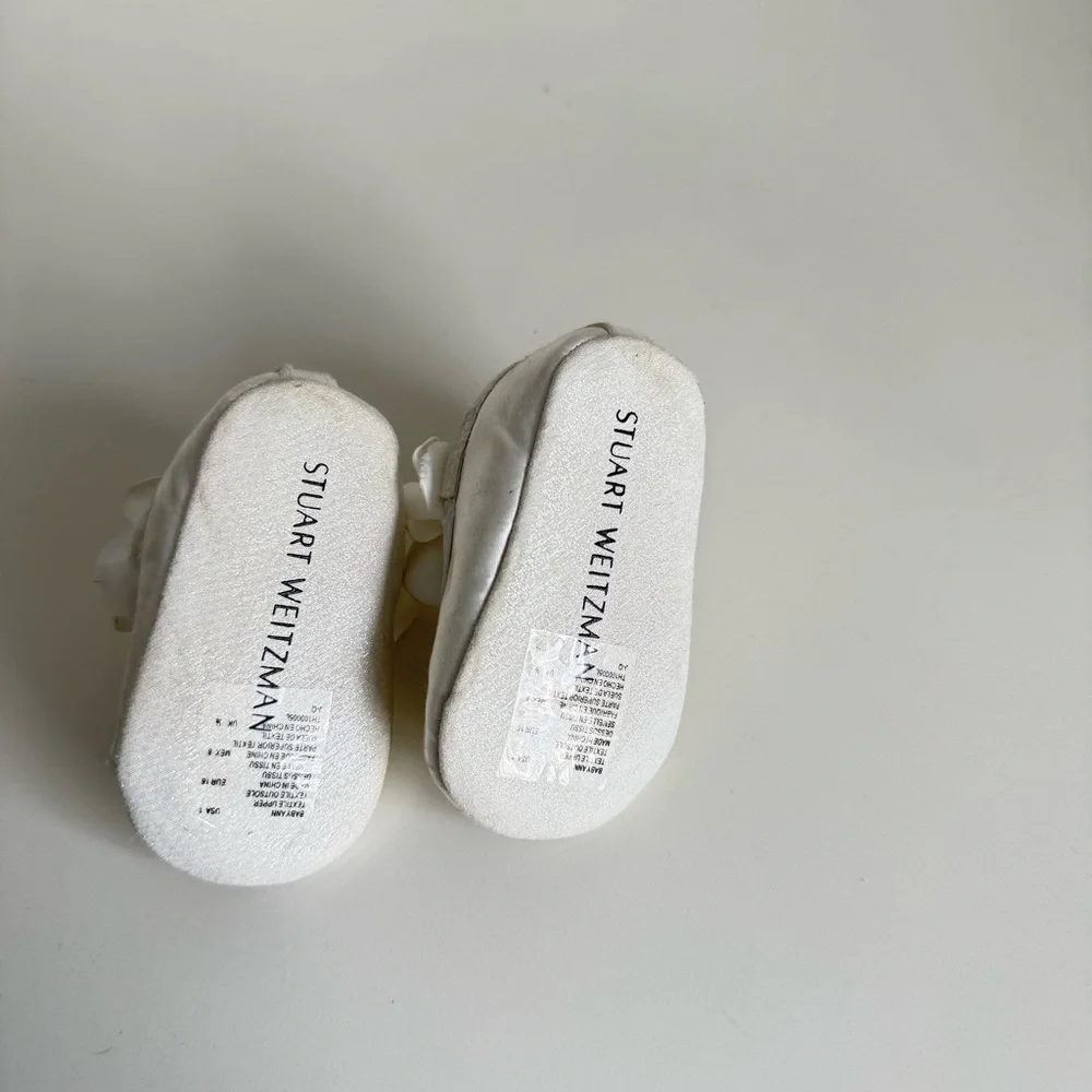 Stuart Weitzman Baby Ann White Flower Satin Ballet Flats Infant Size 1